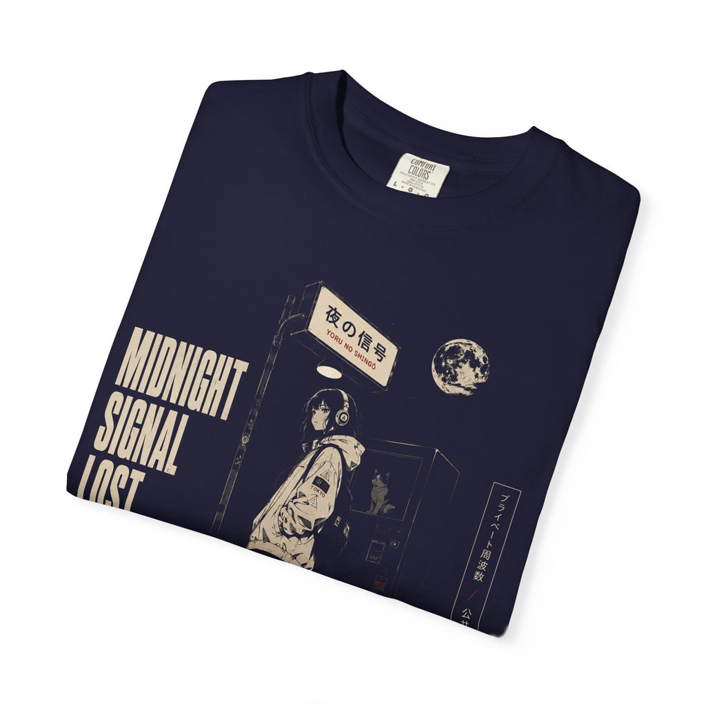 Midnight signal in a quiet alley